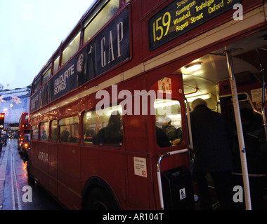 Die Routemaster Bus gesehen Vollendung, was seine letzten Runden auf Route 159 wird das alte London Busse sind zurückgezogen werden Stockfoto