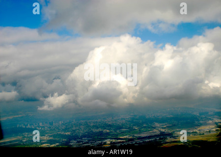 Blick aus dem Flugzeugfenster Stockfoto