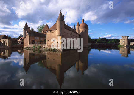 Wasserschloss Chateau La Clayette, La Clayette, Burgund, Frankreich Stockfoto