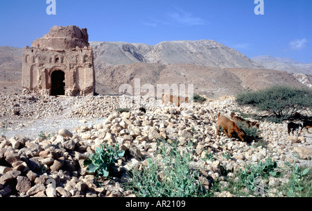 Ruinen des Grabes von Bibi Maryam In Qalhat in der Nähe von Sur im Oman Stockfoto