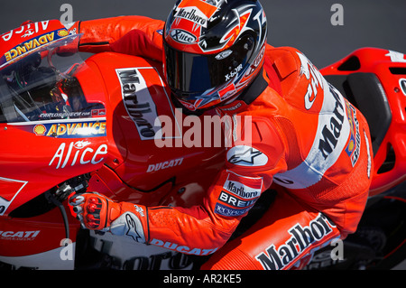 Carlos Checa Spanien Marlboro Ducati Polini Australian Grand Prix Phillip Island Moto GP 2005 Motorcyle Rennen Australien Stockfoto