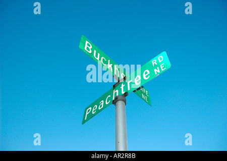 Peachtree und Buckhead in Atlanta Georgia anmelden Stockfoto