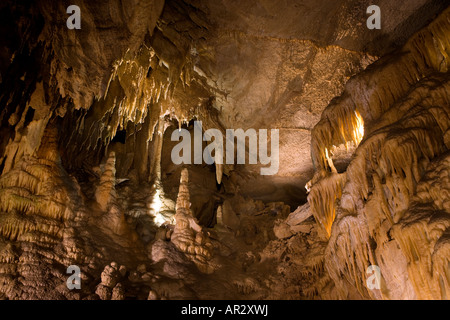 Sinterbildung im Drapierung Room, Mammoth Cave National Park, Kentucky USA Stockfoto