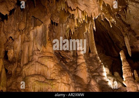 Sinterbildung im Drapierung Room, Mammoth Cave National Park, Kentucky USA Stockfoto