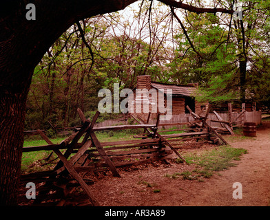 New Salem Lincoln in Illinois zeigt die Miller Kelso Kabine in ein rekonstruiertes Dorf aus der Zeit von Abraham Lincoln Stockfoto