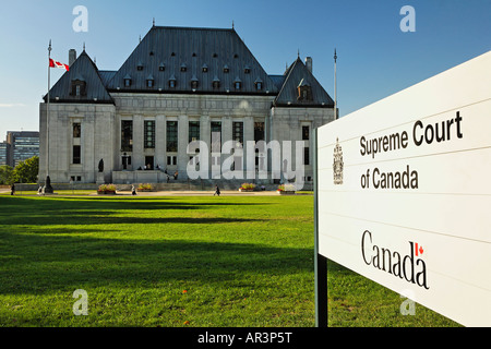 Der oberste Gerichtshof von Kanada Bau der Supreme Court Gebäude war ist bekannt für seinen Art-Deco-Details Ottawa Ontario Kanada Stockfoto