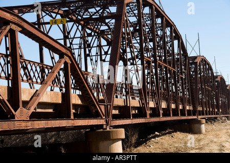 Historische Overholser Steel Truss Bridge an der alten Route 66 westlich von Bethany, Oklahoma, aber innerhalb der Stadtgrenzen von Oklahoma City. USA. I Stockfoto