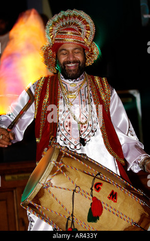 Dhol Blasters indische Schlagzeuger Stockfoto