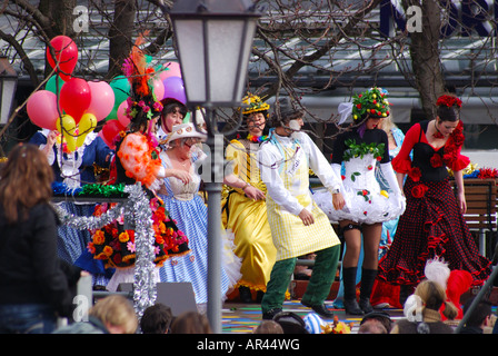 Karneval in München Fasching bin Viktualienmarkt Muenchen Stockfoto