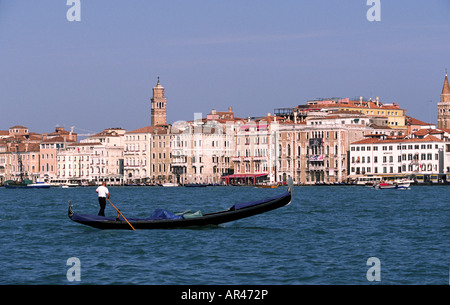 Venedig Gondel auf dem Canal Grande Italien Stockfoto