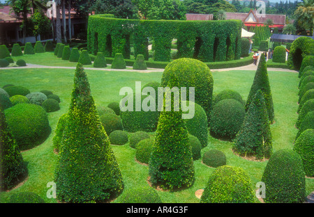 Topiary Garten an Nongnooch Village Theme Park, Pattaya, Thailand Stockfoto