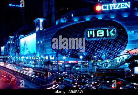 MBK Center bei Nacht, Bangkok, Thailand Stockfoto