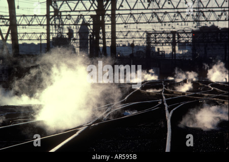 Bahnhof Hoboken New Jersey Vereinigte Staaten von Amerika USA. Winterdampf kommt von den Bahngleisen. Januar 1982 1980: USA HOMER SYKES Stockfoto