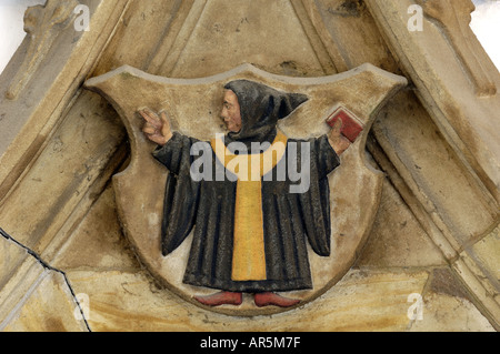 Schnitzen der Munchner Kindl (Münchner wenig Mönch) über dem Eingang zum Neues Rathaus (Neues Rathaus), Marienplatz, München (München/Muenchen), Bayern (Bayern), Deutschland Stockfoto