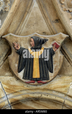 Schnitzen der Munchner Kindl (Münchner wenig Mönch) über dem Eingang zum Neues Rathaus (Neues Rathaus), Marienplatz, München (München/Muenchen), Bayern (Bayern), Deutschland Stockfoto