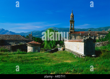 Haus, Horreo, Carnota, in der Nähe von Muros, Provinz La Coruna, Galicien, Spanien zu speichern Stockfoto