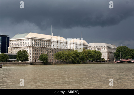 M.I.5. Sitz im Thames House in London, England Stockfoto