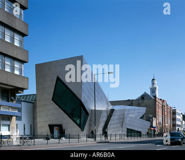 Das Orion-Gebäude, London Metropolitan University Post Graduate Centre, 2003. Gesamten Exterieur. Architekt: Daniel Libeskind Stockfoto