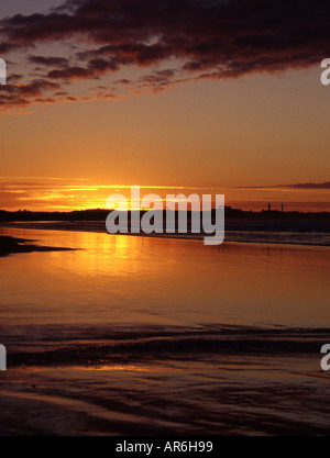 Sonnenuntergang am Carters Beach in der Nähe von Westport an der Westküste der Südinsel von Neuseeland Stockfoto