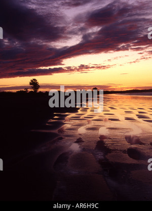 Sonnenuntergang am Carters Beach in der Nähe von Westport an der Westküste der Südinsel von Neuseeland Stockfoto