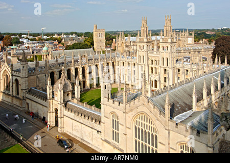 Ansicht des All Souls College an der University of Oxford in Oxford, England. Stockfoto