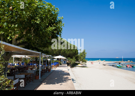 Strandrestaurant, Pinarello in der Nähe von Porto-Vecchio, Korsika, Frankreich Stockfoto