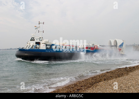 Die AP1 88 100 Hovercraft Dienst ausgeführt von Hoverspeed zwischen Portsmouth Southsea und Ryde auf der Ilse Wight Stockfoto