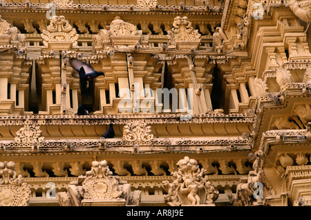 Die stockwerkartig Turm der Palast von Mysore in der Stadt Mysore in Karnataka Zustand Südindien Stockfoto