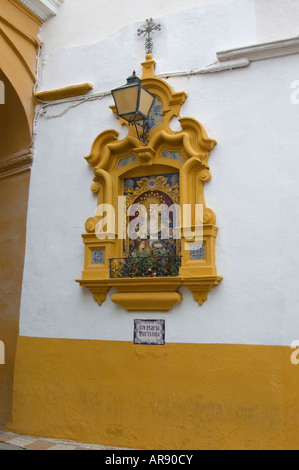 Fragment der Kirchenmauer mit Bild des Ave Maria, Sevilla, Andalusien, Spanien Stockfoto