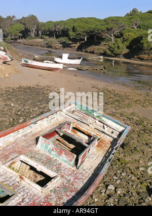 Roche-Mündung in der Nähe von Conil De La Frontera Fischereihafen in Cabo Roche, Provinz Cádiz, Andalusien, Spanien Stockfoto