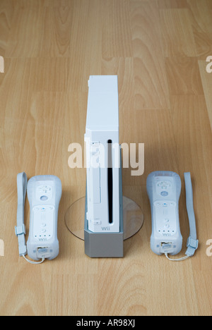 Nintendo Wii-Wireless Controller Handsets und Konsole Stockfoto