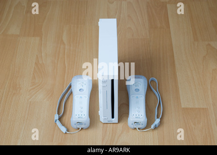 Nintendo Wii-Wireless Controller Handsets und Konsole Stockfoto
