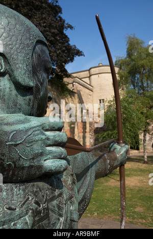 Bild von Robin Hoods Statue außerhalb von Nottingham Castle in England Stockfoto