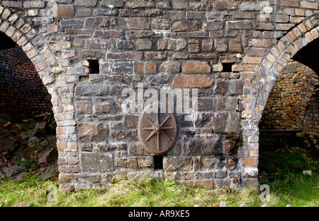 Detail der Kalzinierung Brennofen bei Blaenafon Eisenhütte Gwent South Wales UK Stockfoto