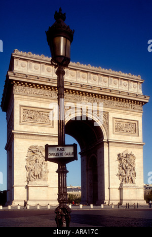 Arc de Triomphe 1990er Jahre alte Retro-Touristenattraktionen Paris Frankreich Stockfoto
