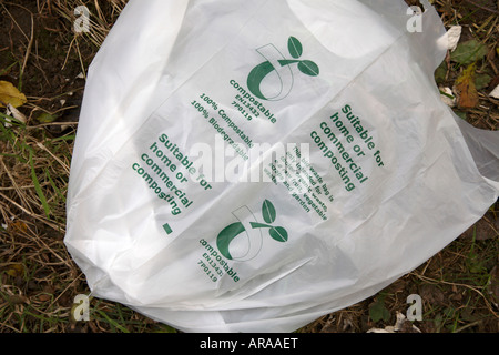 Bio-abbaubare Plastikbeutel verpackt. Stockfoto