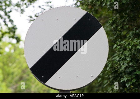 Nationalen Tempolimit Schild Stockfoto