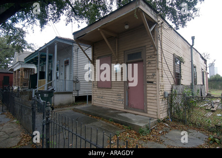 Verlassene Häuser beschädigt durch Hurrikan Katrina New Orleans Louisiana USA Stockfoto