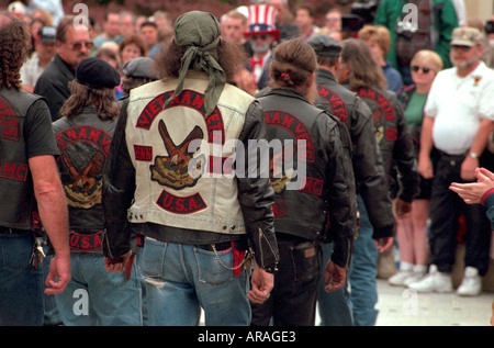 Biker-Vietnam Wache Veteranen Alter 55 Wandern in Memorial Day Prozession zu Ehren.  St Paul Minnesota MN USA Stockfoto