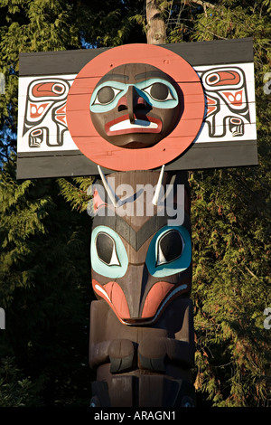 Spitze der Chief Skedans Leichenhalle Totempfahl Stanley Park in Vancouver British Columbia Kanada Stockfoto