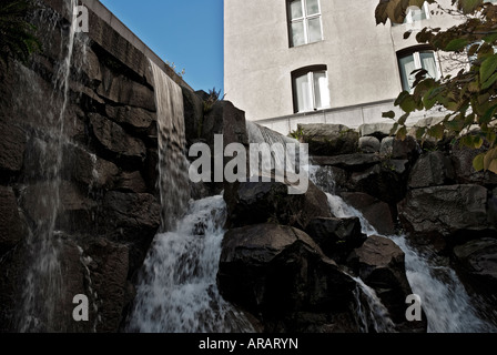 Wasserfall-Garten-Park-Geburtsort von United Parcel Service Downtown Seattle Washington Stockfoto