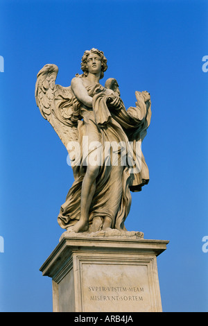 Engelsstatue an Angelo Brücke, Rom, Italien Stockfoto