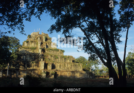 Prasat Thom (Prasat Kompeng), Koh Ker, Provinz Preah Vihear, Kambodscha Stockfoto