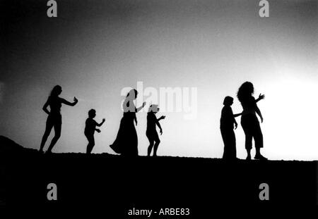 Tai Chi bei Sonnenuntergang Kreta Griechenland Europa Stockfoto