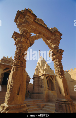 Die Jain-Tempel von Luderwa oder Lodurva in der Nähe von Jaisalmer, Rajasthan, Indien Stockfoto