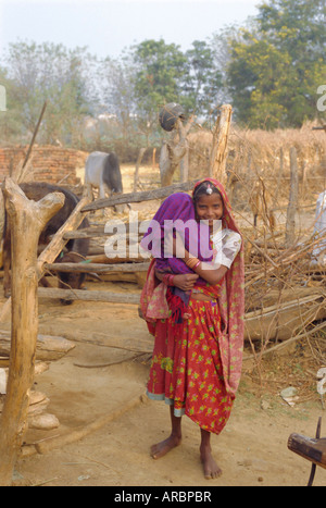 Dorfleben, Dhariyawad, Rajasthan, Indien Stockfoto