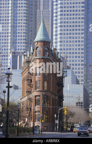 Alte und neue Gebäude in der Innenstadt Bankenviertel, Toronto, Ontario, Kanada, Nordamerika Stockfoto