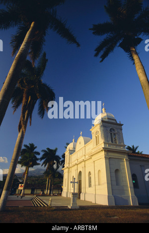 Kirche in der Stadt Barva an den Hängen des Volcan Barva, nördlich von Heredia, Zentrale Wohnlage, Costa Rica, Mittelamerika Stockfoto