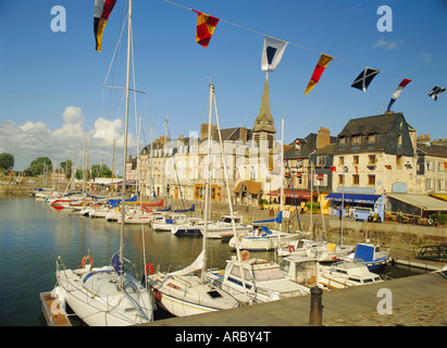 Der alte Hafen, Honfleur, Normandie, Frankreich Stockfoto