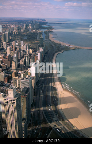 Blick Richtung Norden entlang der Ufer des Lake Michigan vom John Hancock Center, Chicago, Illinois, Vereinigte Staaten (USA), Nordamerika Stockfoto